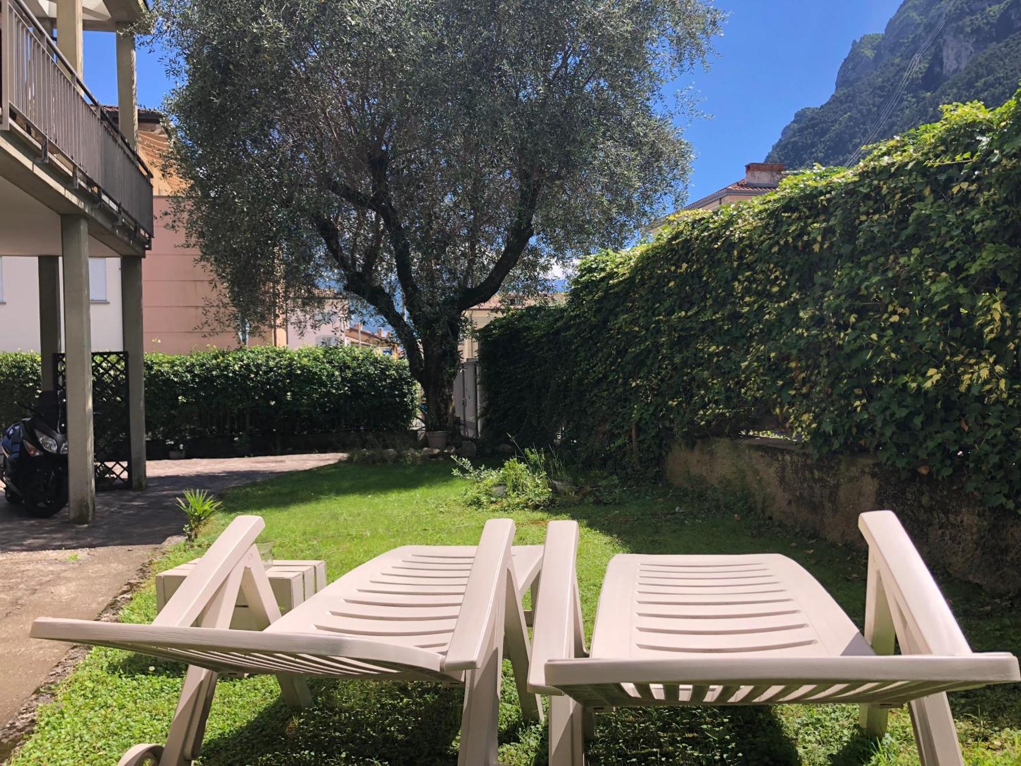 Appartamento Villatorretta24 Riva del Garda Bagian luar foto