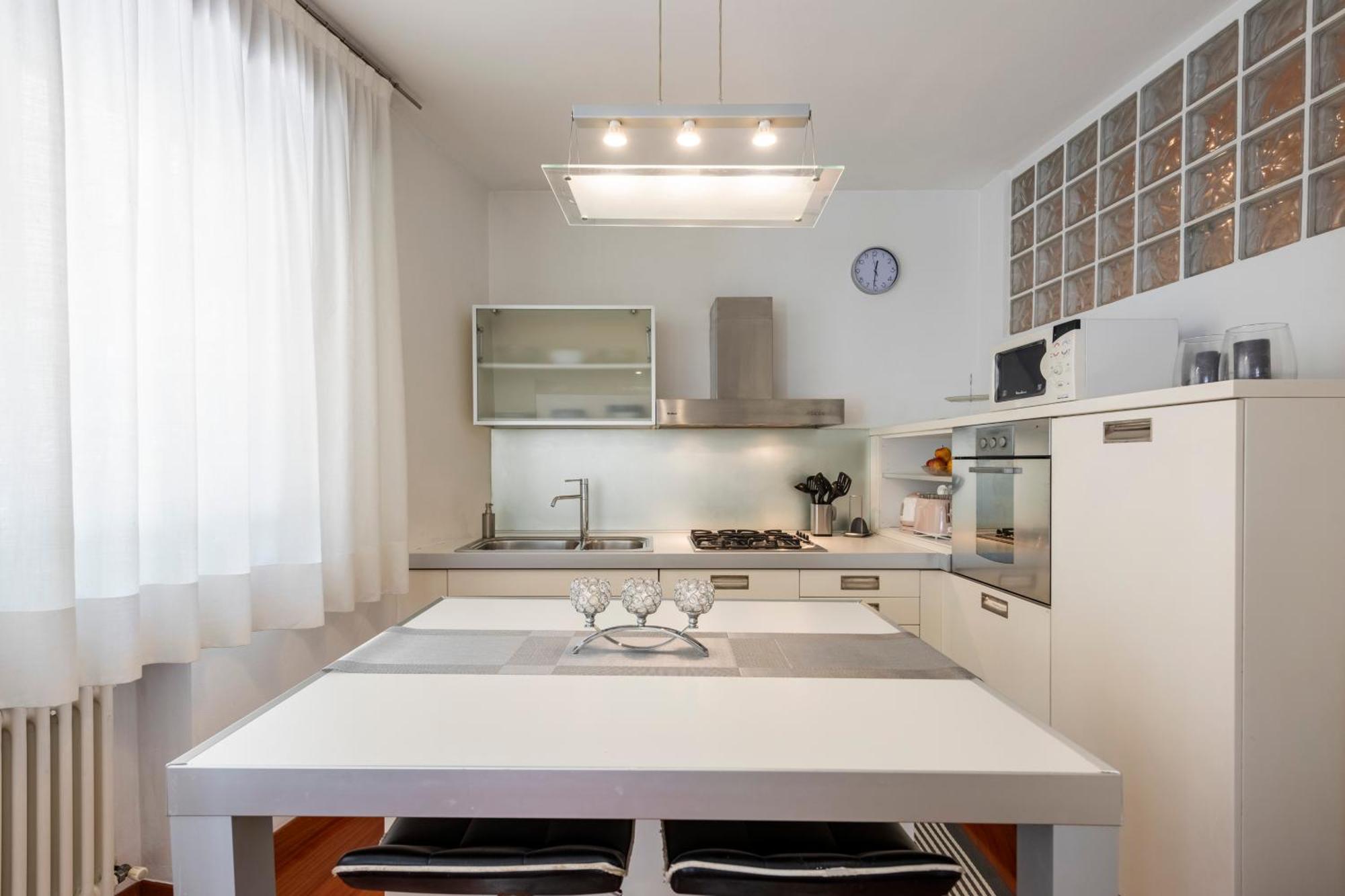 Appartamento Villatorretta24 Riva del Garda Bagian luar foto